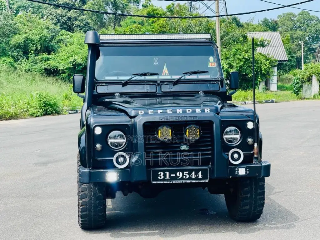 Land-Rover Defender 1980 SUV (Used)