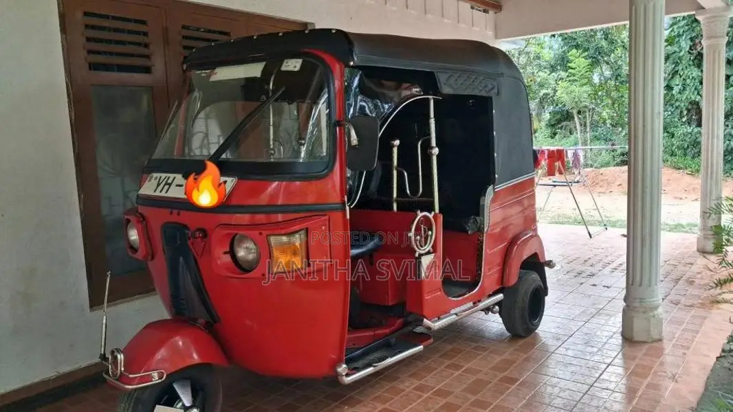 Bajaj RE 4 Stroke 2010 Three Wheel (Used)
