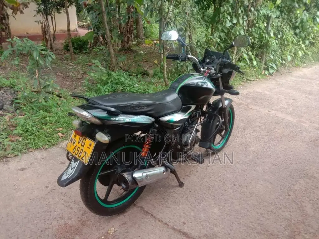 Bajaj Discover 100 2010 Motorbike (Used)