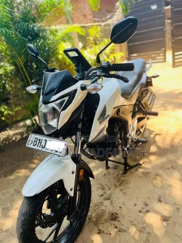 Honda Hornet 2018 Motorbike (Used)