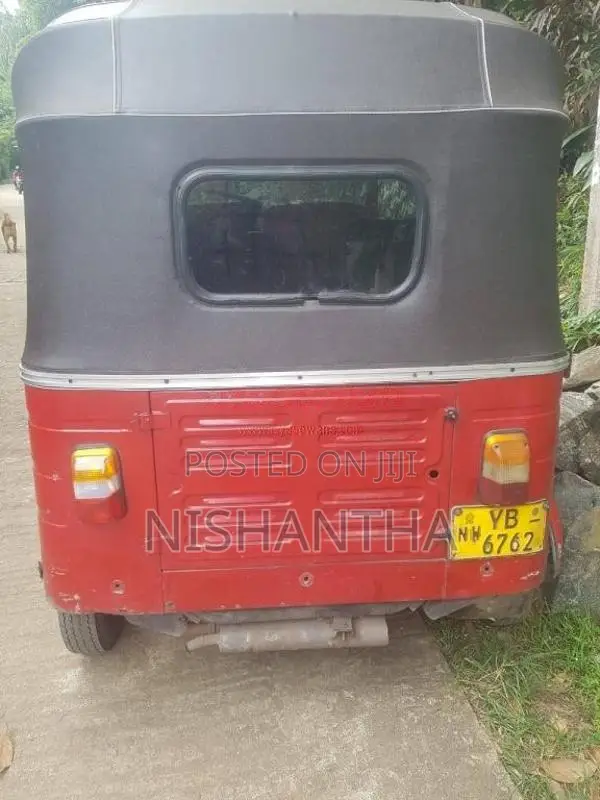 Bajaj RE 2010 Three Wheel (Used)