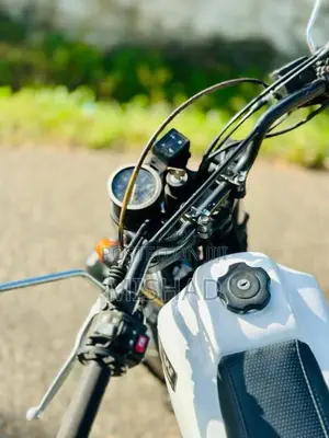 Yamaha Tw 2015 Motorbike (Used)