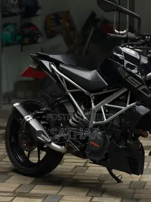 KTM Duke 2020 Motorbike (Used)