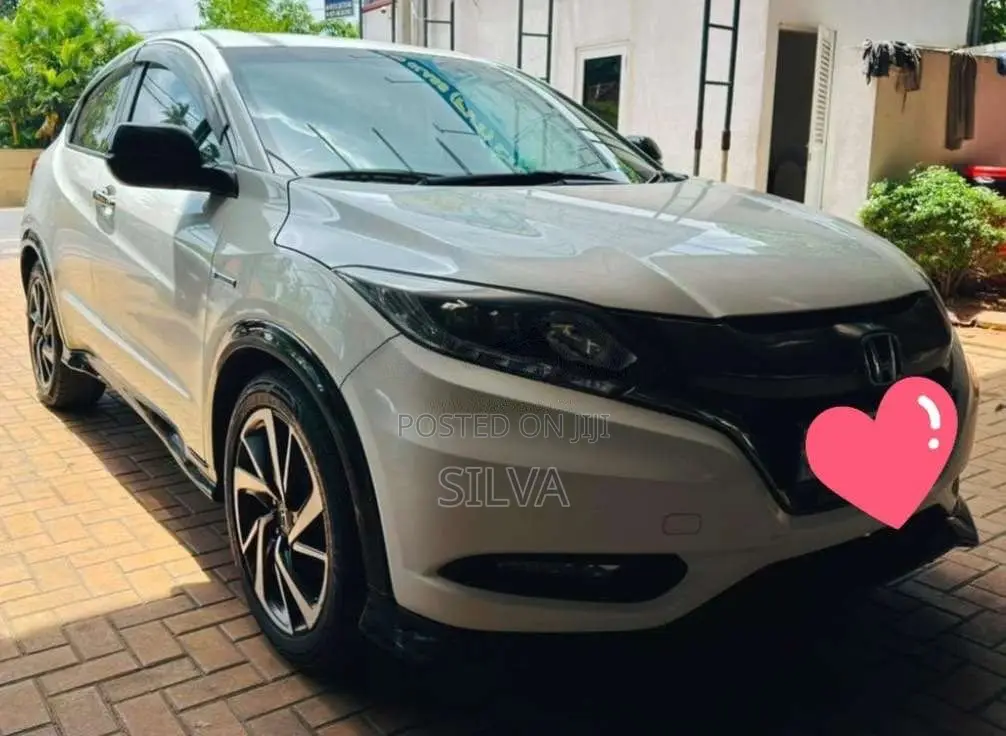 Honda Vezel Rs Sensing 2017 SUV (Used)