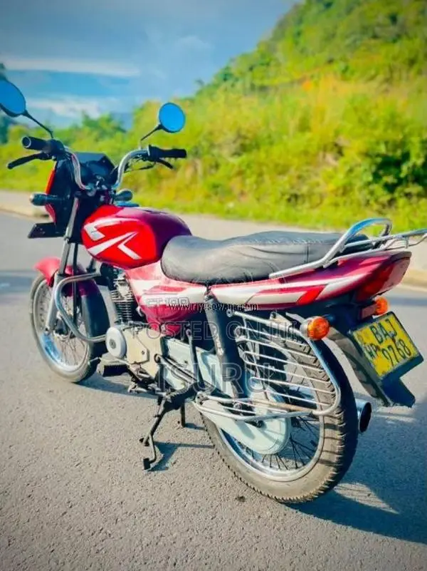 Bajaj CT-100 2013 Motorbike (Used)