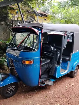 Bajaj RE 2 Stroke 2005 Three Wheel (Used)