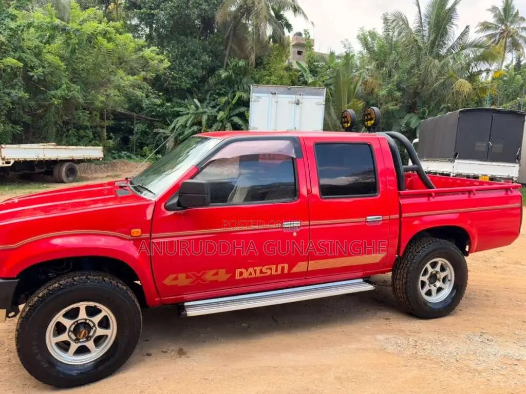 Nissan Double Cab 1991 SUV (Used)