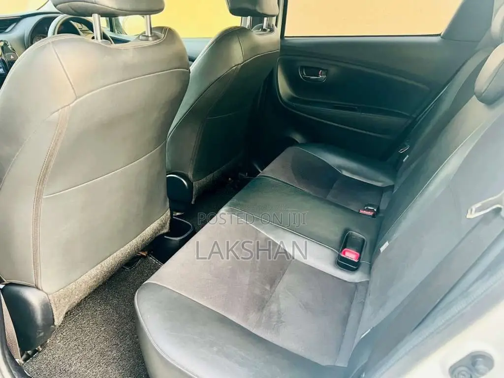Toyota Vitz Safety 2018 Car (Used)
