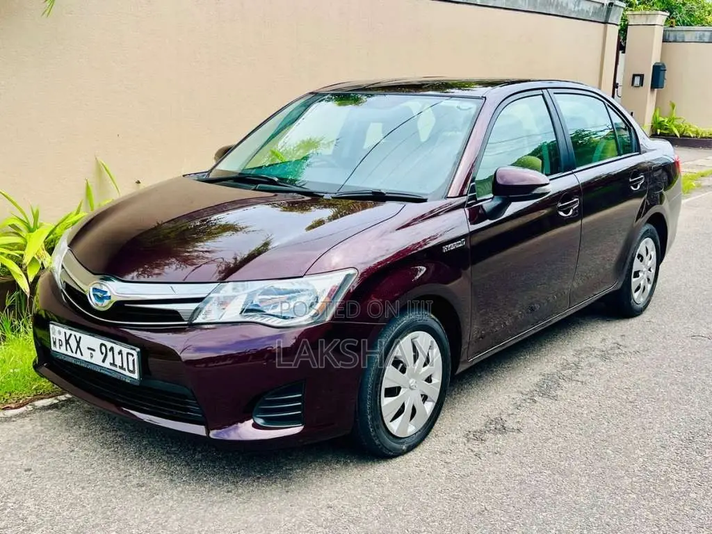 Toyota Axio Interior 2014 Car (Used)
