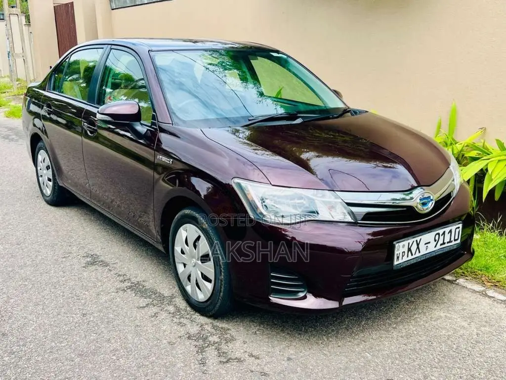 Toyota Axio Interior 2014 Car (Used)