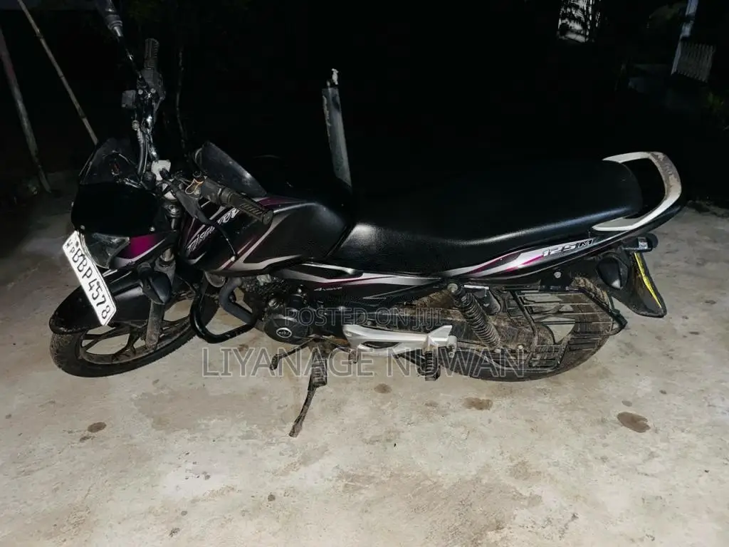 Bajaj Discover 2014 Motorbike (Used)
