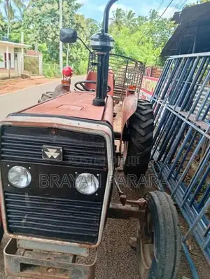 Massey-Ferguson 240 2008 Tractor (Used)