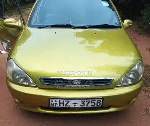 Kia Rio LS 2001 Car (Used)