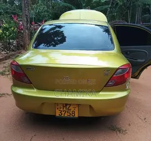 Kia Rio LS 2001 Car (Used)
