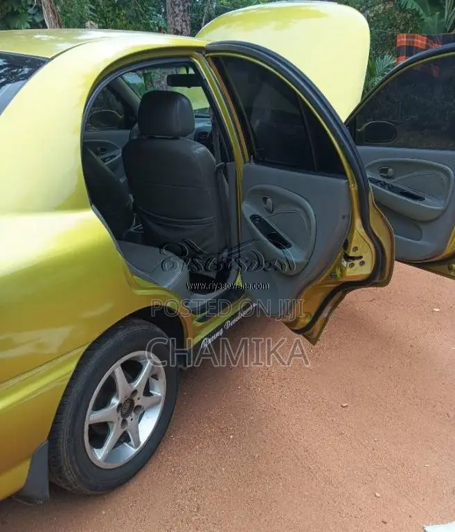 Kia Rio LS 2001 Car (Used)