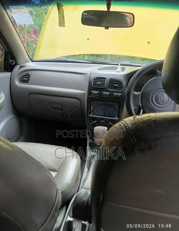 Kia Rio LS 2001 Car (Used)