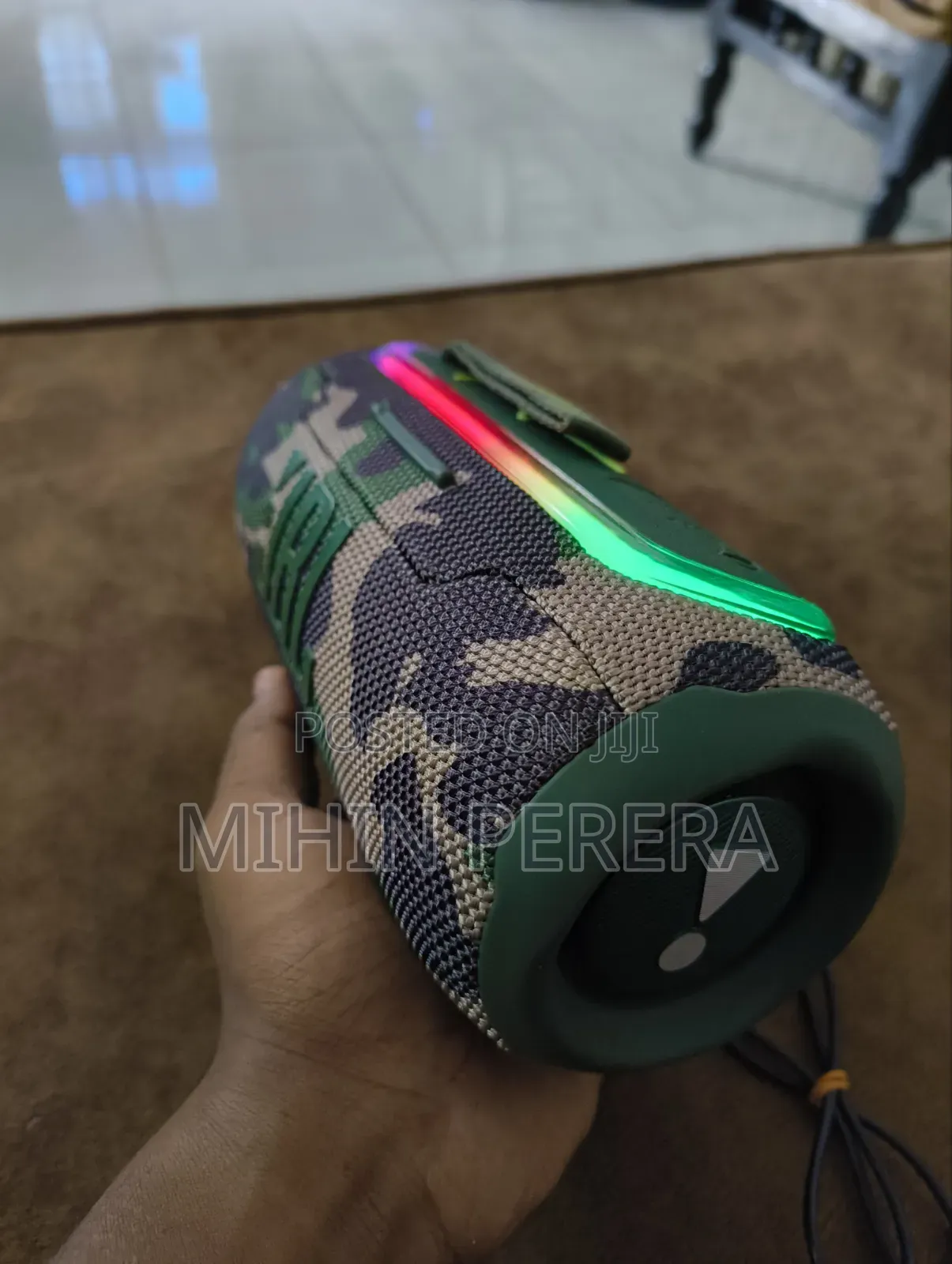 Flip Six Max Speaker