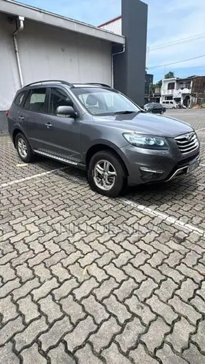 Hyundai Santa Fe 2011