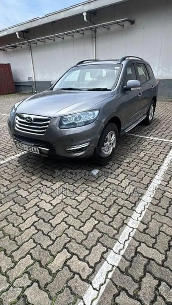 Hyundai Santa Fe 2011