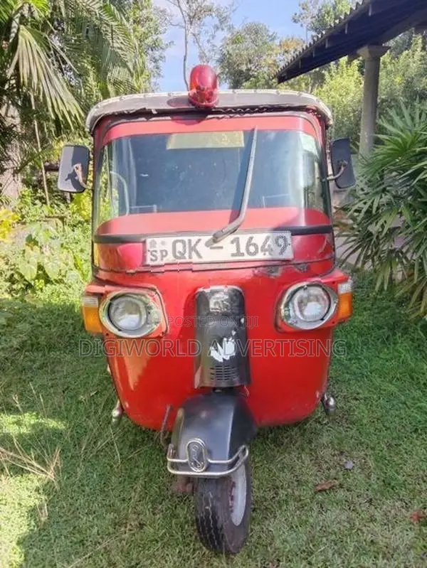 Bajaj RE 2006