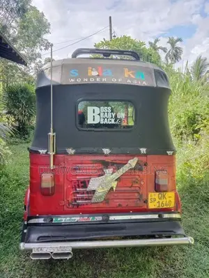 Bajaj RE 2006