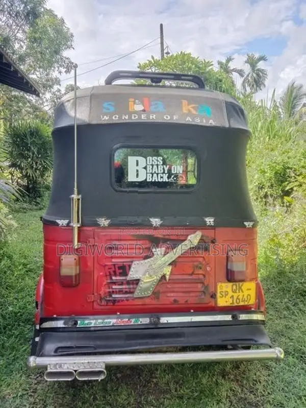 Bajaj RE 2006