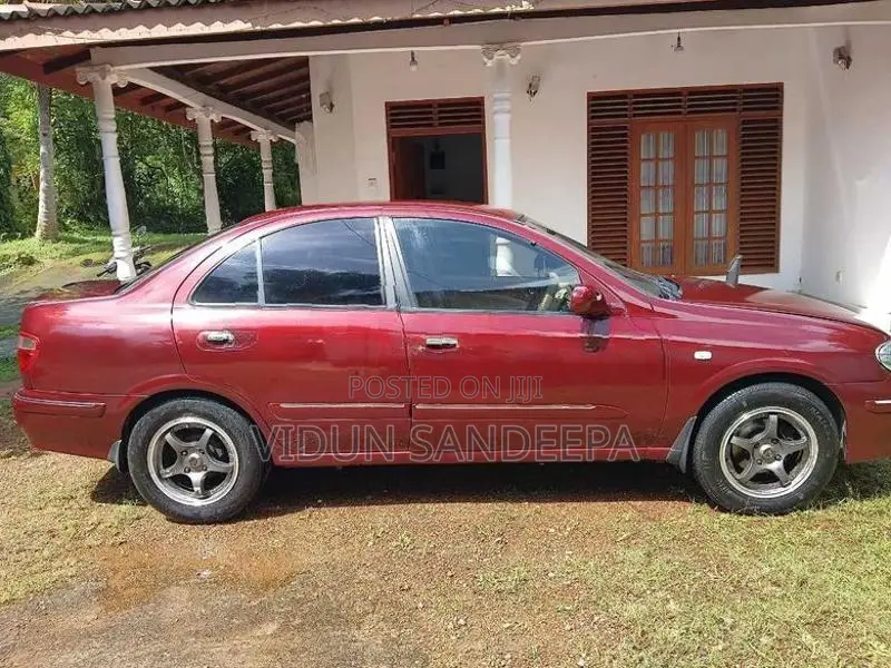 Nissan Sunny 2001