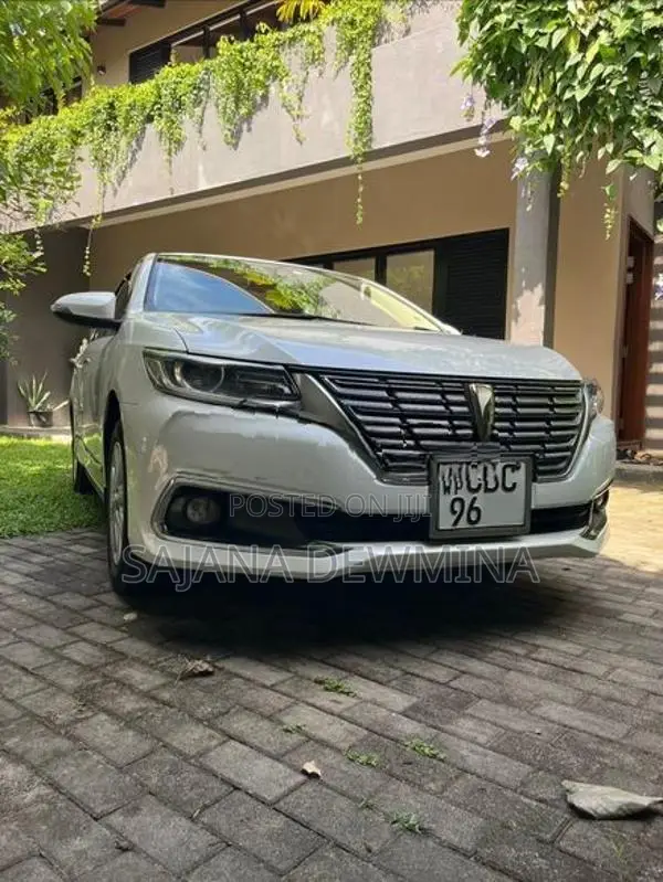 Toyota Premio 2017