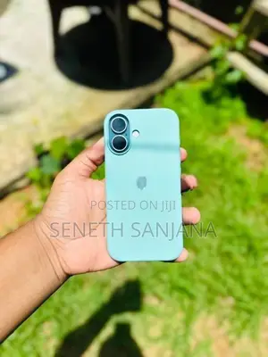 Apple iPhone 16 (Used)