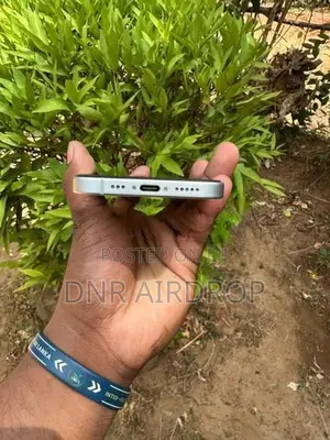 Apple iPhone 15 128 Gb (Used)