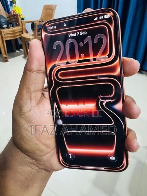 Apple iPhone 17 Pro Max Cosmic Orange (Used)