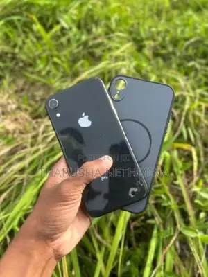 Apple iPhone XR (Used)