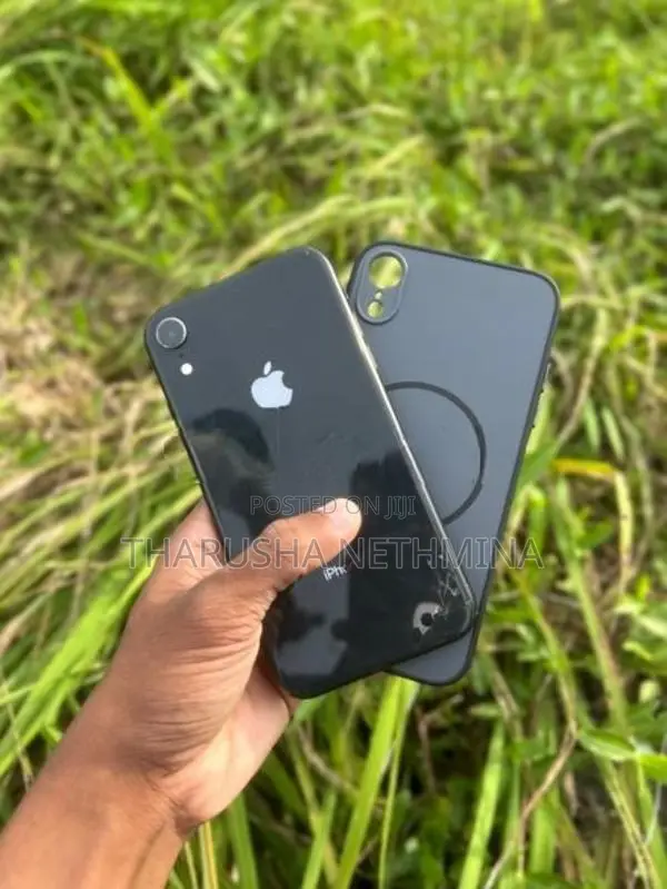 Apple iPhone XR (Used)
