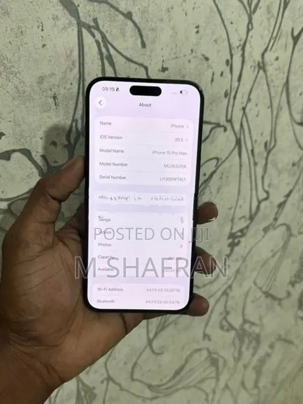 Apple iPhone 15 Pro Max 256gb (Used)