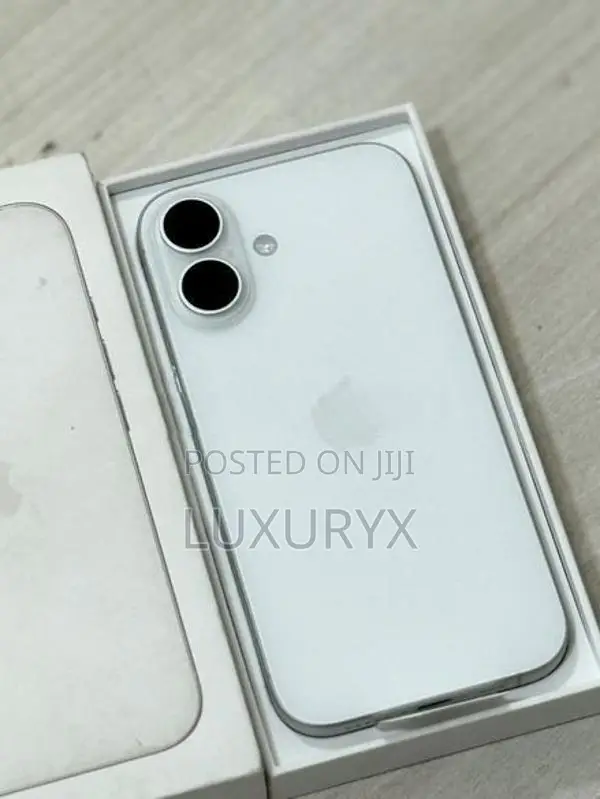 Apple iPhone 16 (Used)