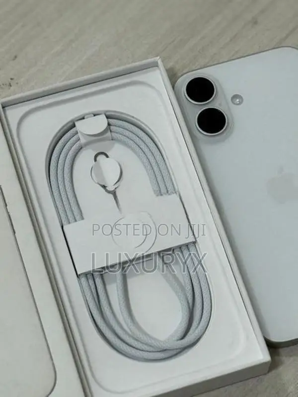 Apple iPhone 16 (Used)