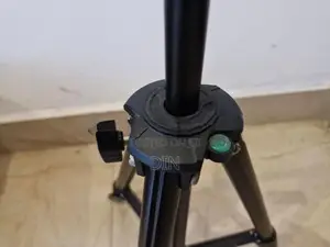 Tripod Yunteng 680RM