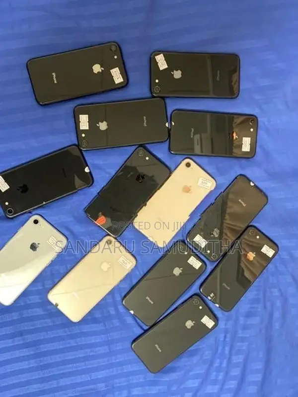 Apple iPhone 8 (Used)
