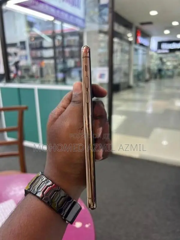 Apple iPhone 11 Pro Max 512GB (Used)