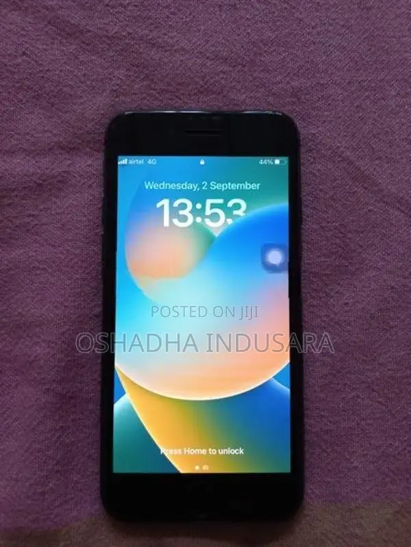 Apple iPhone 8 (Used)