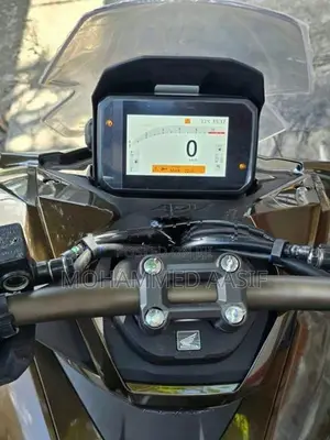 Honda ADV 160 ROADSYCN 2025