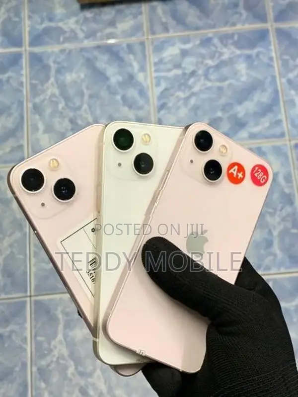 Apple iPhone 13 mini (Used)