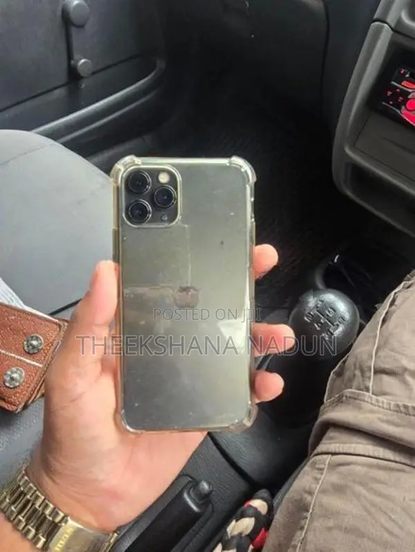 Apple iPhone 11 Pro (Used)