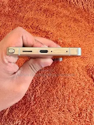 Samsung Galaxy S25 Ultra (Used)
