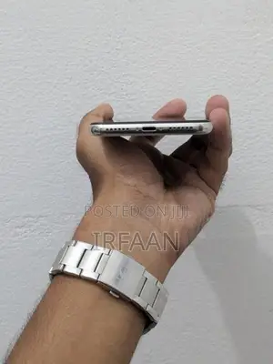Apple iPhone X (Used)