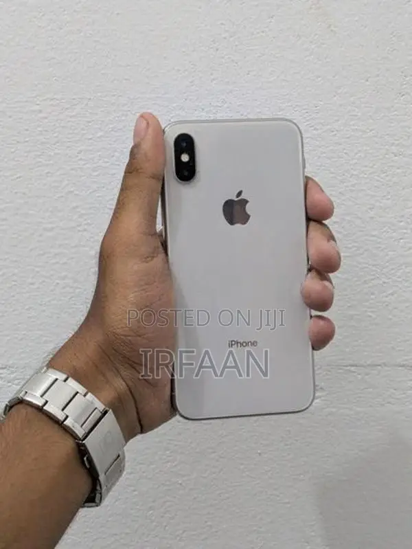 Apple iPhone X (Used)
