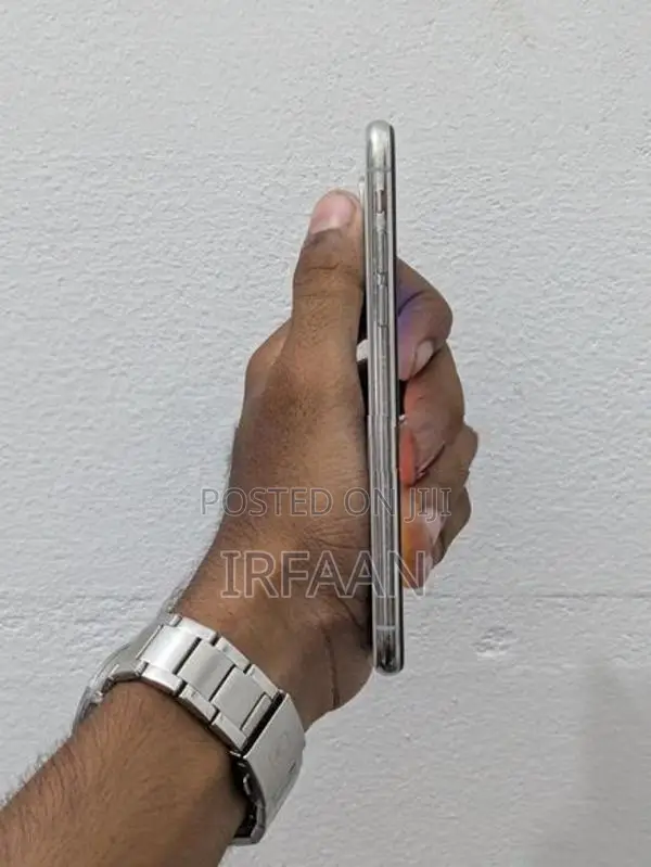 Apple iPhone X (Used)