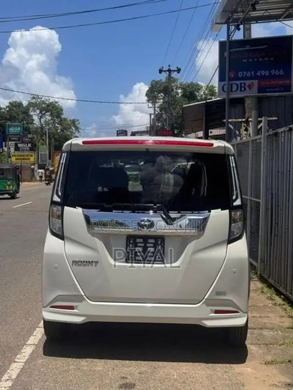 Toyota Roomy Custom G 2024