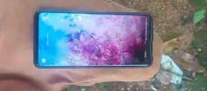 Samsung Galaxy S10 (Used)