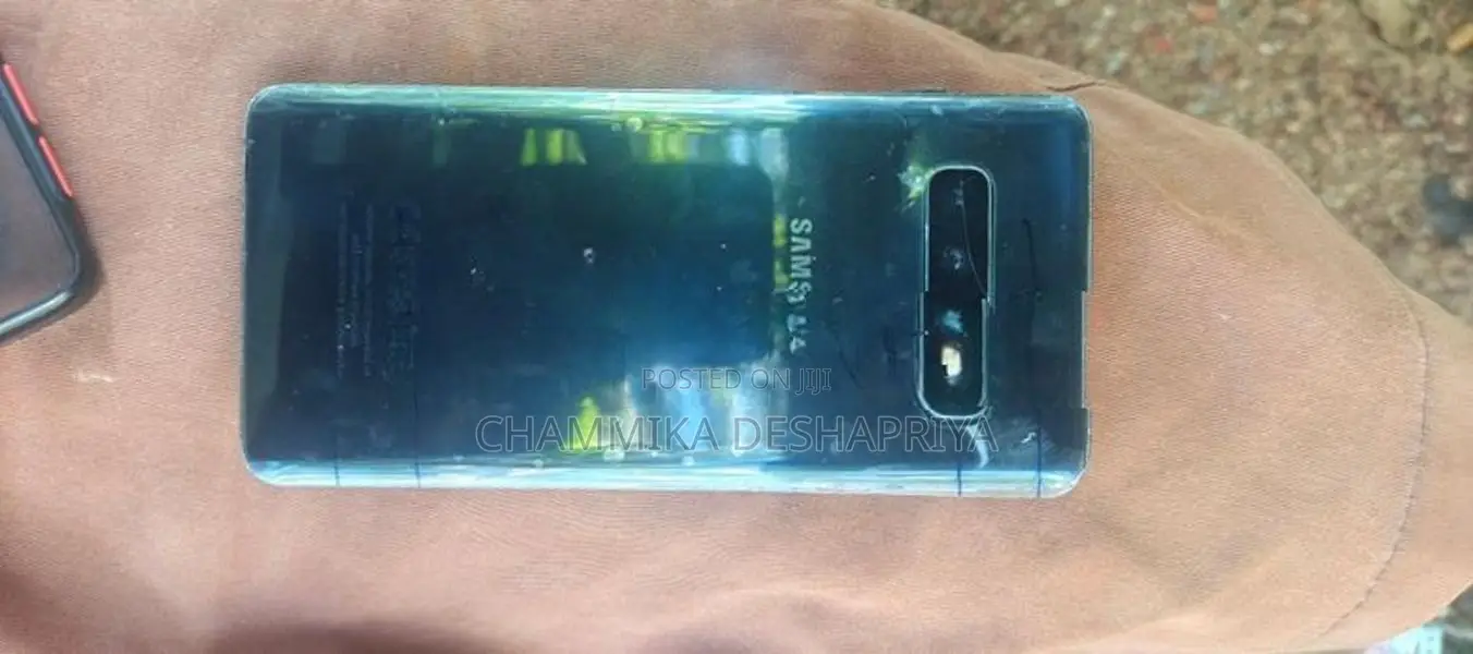 Samsung Galaxy S10 (Used)